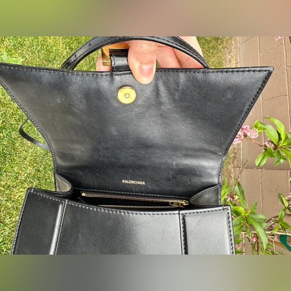 Balenciaga Hourglass Handbag Small in black shiny box calfskin, pre owned - Picture 3 of 9